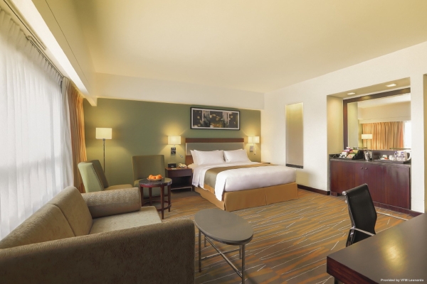 Holiday Inn & Suites MAKATI (Makati City)